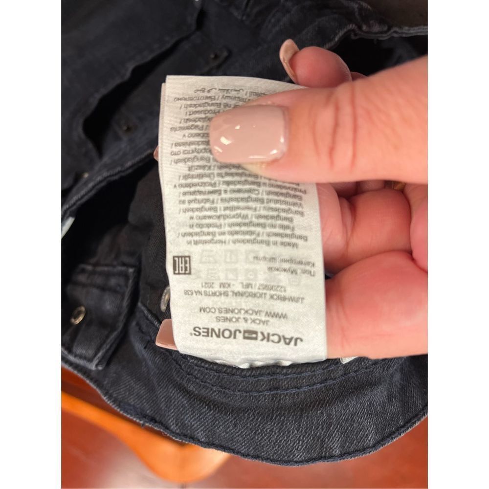 Jack & Jones Boack Denim Cuffed Shorts sz S (32) - Picture 7 of 8